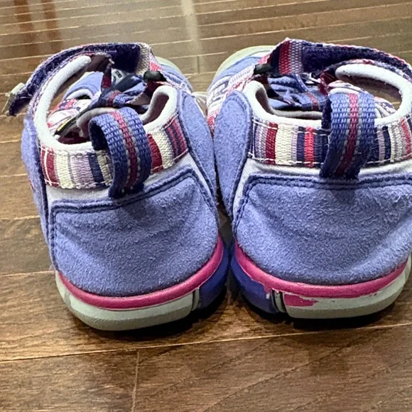 Keen Newport H2 Hiking Outdoor Waterproof Hook Loop Purple Kids 5 - Picture 8 of 11